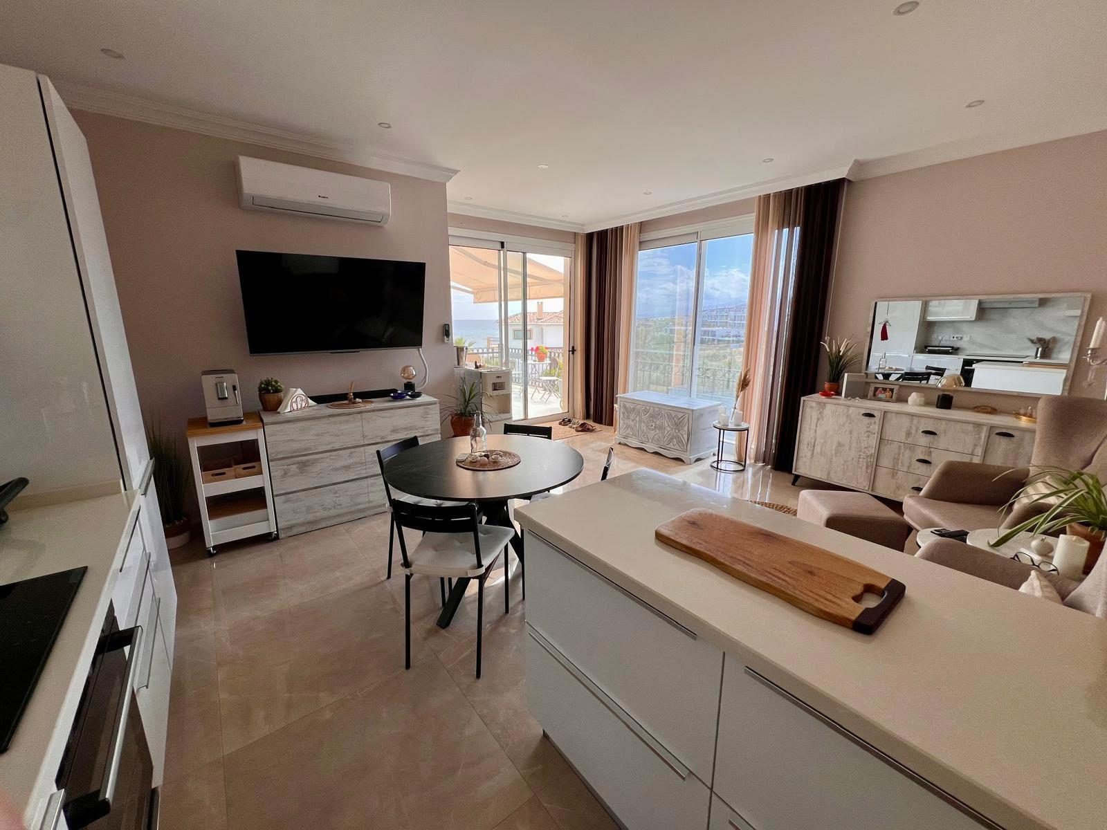 Kuzey Kıbrıs'ta 2+1 Deniz Kenarı Penthouse